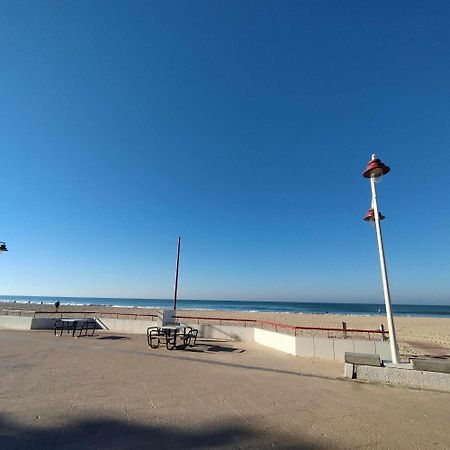 Encantador Apartamento Frente A La Playa Victoria Apartment กาดิซ ภายนอก รูปภาพ