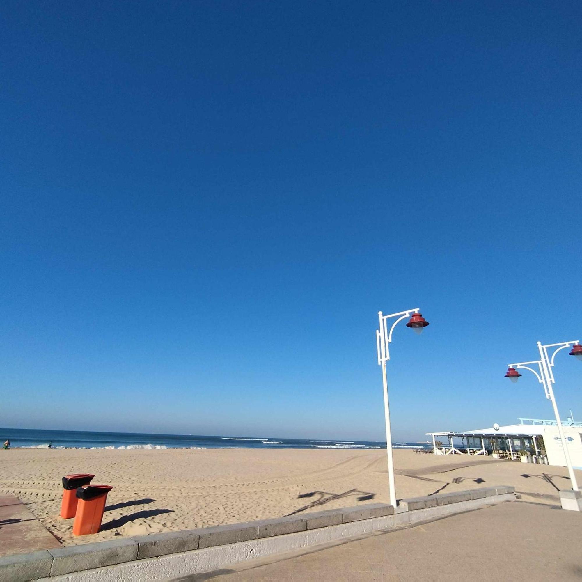 Encantador Apartamento Frente A La Playa Victoria Apartment กาดิซ ภายนอก รูปภาพ