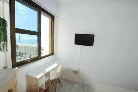 Encantador Apartamento Frente A La Playa Victoria Apartment กาดิซ ภายนอก รูปภาพ
